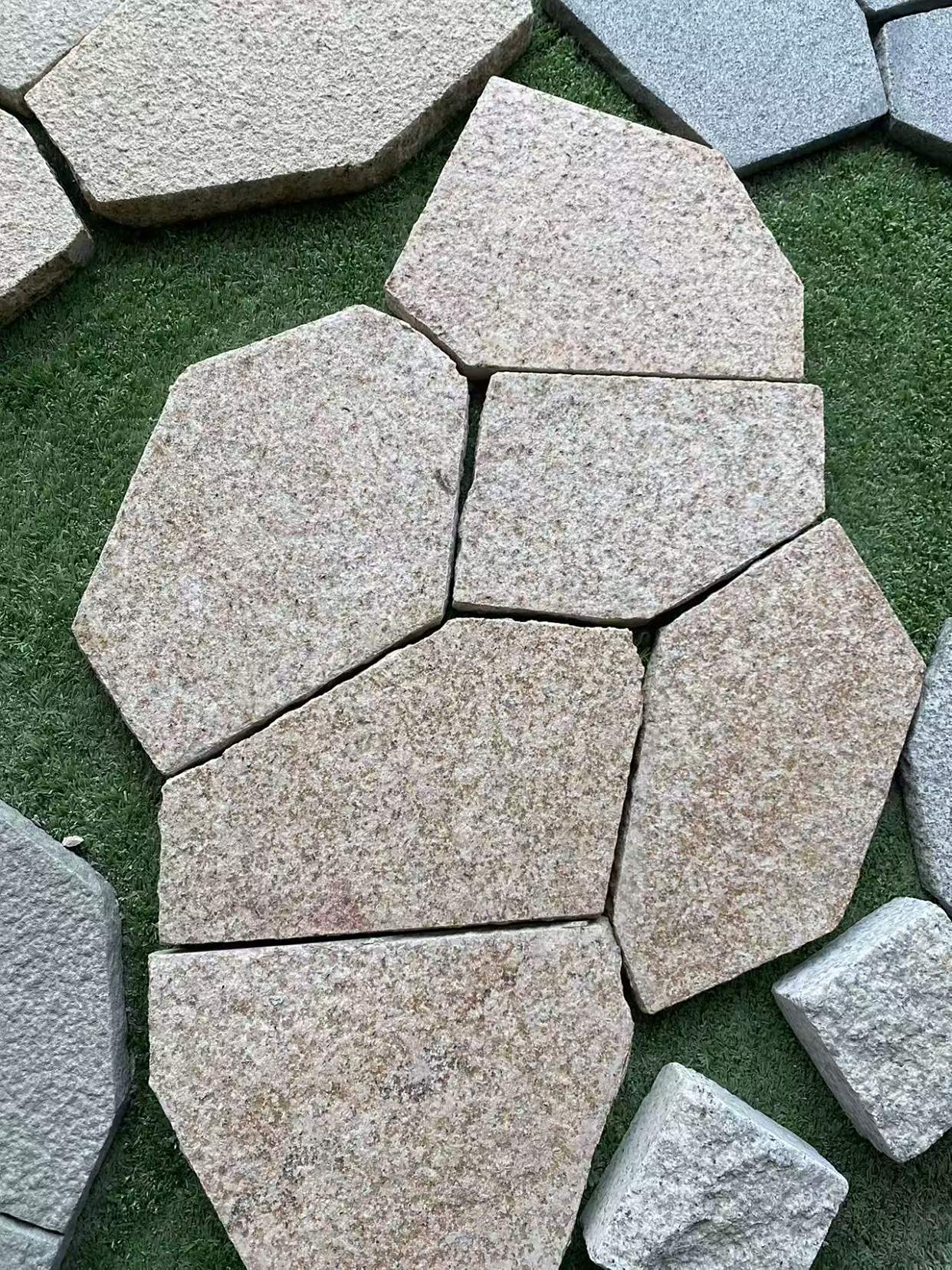 福建省石材产业指南 芝麻黑与芝麻灰石材采购及废料加工信息